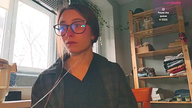 Snapshot of monlight__dana chatting on April 9, 1:49 pm monlight dana online show from April 9, 1:49 pm