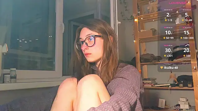 Snapshot of monlight__dana chatting on April 24, 7:16 pm monlight dana online show from April 24, 7:16 pm