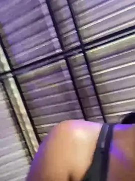 Berry Bans online show from September 22, 8:22 pm