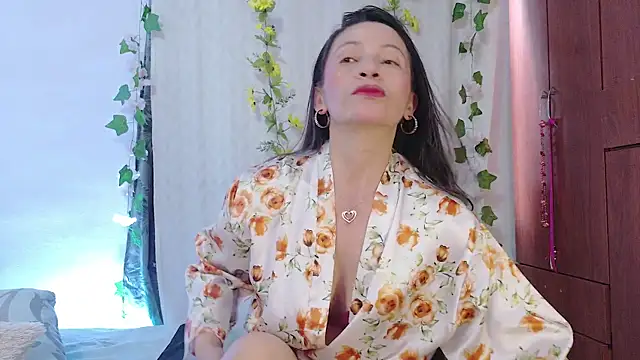 cattaleya1476 online show from July 11, 9:27 pm