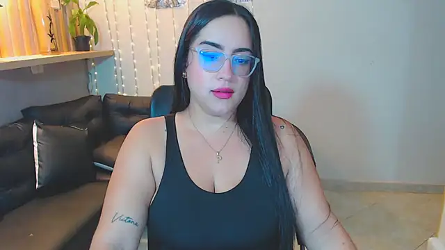 Sofiia davis23 online show from February 28, 1:14 pm