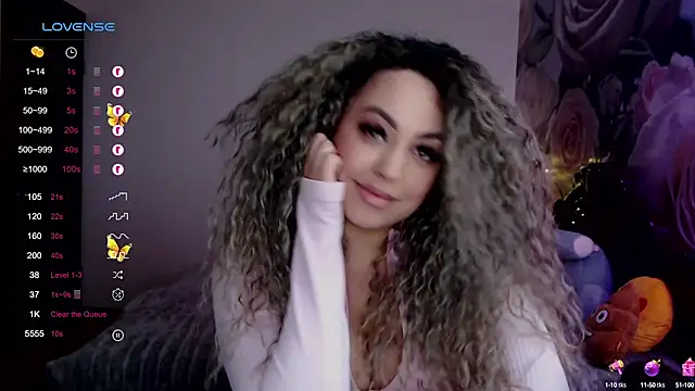 Snapshot of _Just_a_queen_3 chatting on February 24, 6:15 pm Just a queen 3 online show from February 24, 6:15 pm