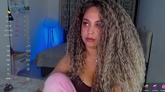  Just a queen 3 online show from January 10, 6:20 pm