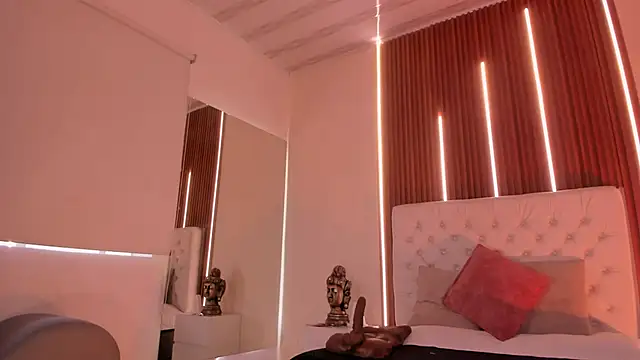 sweetty paulina online show from March 13, 1:29 pm