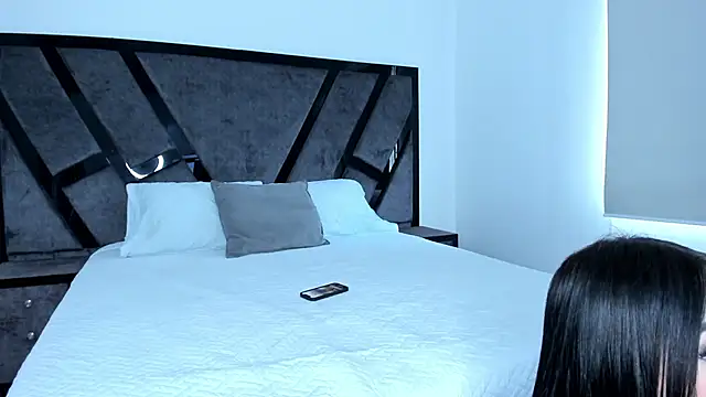 CandyMeyerss  online show from December 18, 9:29 pm