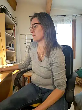 SpiceLea online show from December 11, 2:54 pm