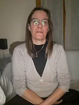 SpiceLea online show from December 19, 10:21 pm