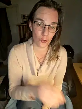 SpiceLea online show from January 9, 9:16 pm