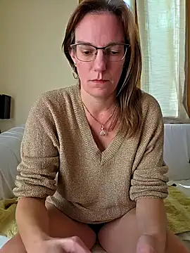 SpiceLea online show from September 21, 1:57 pm