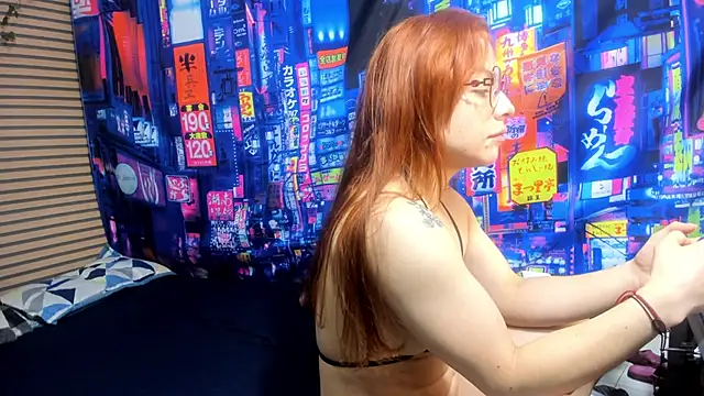 Snapshot of rosse_2504 chatting on February 16, 10:43 am rosse 2504 online show from February 16, 10:43 am