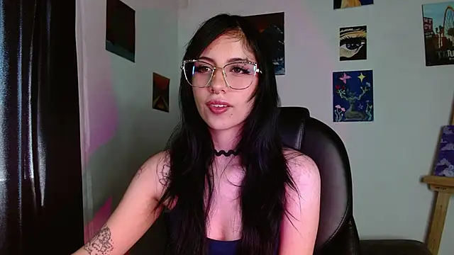 Snapshot of Ary_Pieerce chatting on February 27, 5:46 pm Ary Pieerce online show from February 27, 5:46 pm