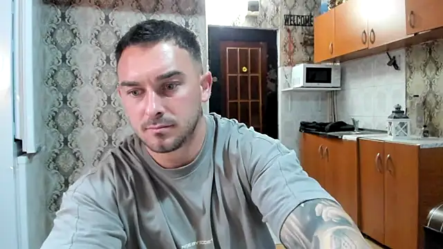 Jonmusclemaster online show from November 2, 8:33 pm