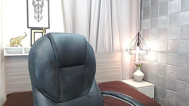 Snapshot of Alan_Cute18 chatting on February 20, 1:22 pm Alan Cute18 online show from February 20, 1:22 pm