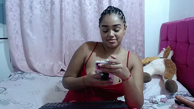 kiara milf  online show from March 7, 1:20 am