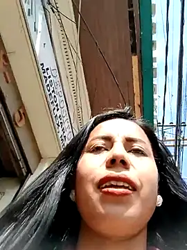 Snapshot of _andrea30 chatting on February 3, 2:34 pm  andrea30 online show from February 3, 2:34 pm