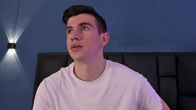 MikaelSlow online show from November 2, 10:23 pm