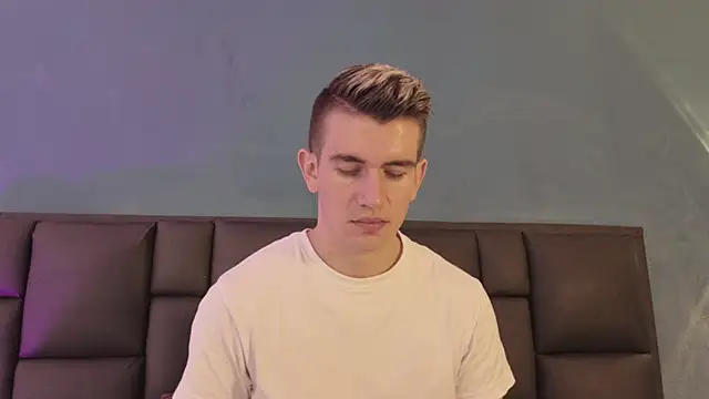 MikaelSlow online show from March 1, 4:14 am