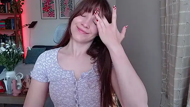 Snapshot of kenzie_x chatting on June 8, 4:35 am kenzie x online show from June 8, 4:35 am
