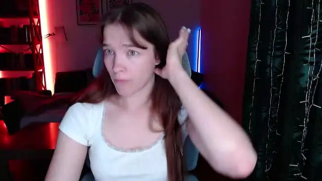 Snapshot of kenzie_x chatting on July 21, 4:15 am kenzie x online show from July 21, 4:15 am