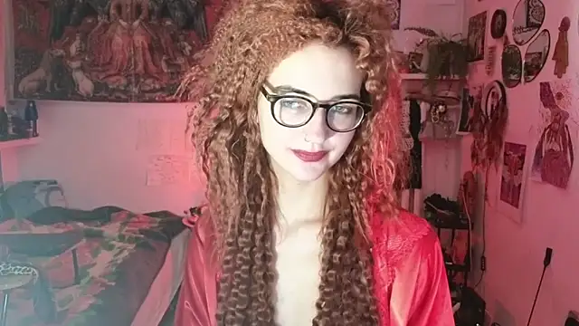 Snapshot of TatianaRomanov chatting on April 9, 7:19 pm TatianaRomanov online show from April 9, 7:19 pm