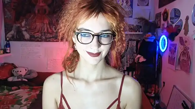 Snapshot of TatianaRomanov chatting on May 21, 7:32 pm TatianaRomanov online show from May 21, 7:32 pm
