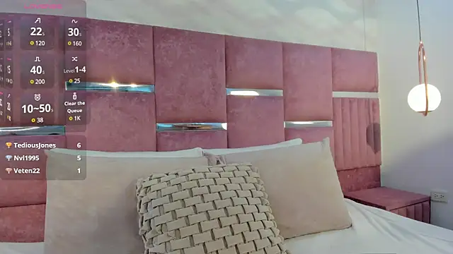 im alejandra  online show from December 26, 8:07 am