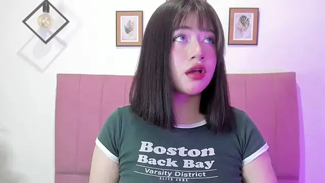 GENNESIS LOVE online show from November 20, 12:33 am