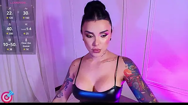 Snapshot of Ela_Doll_ chatting on March 3, 11:24 pm Ela Doll online show from March 3, 11:24 pm