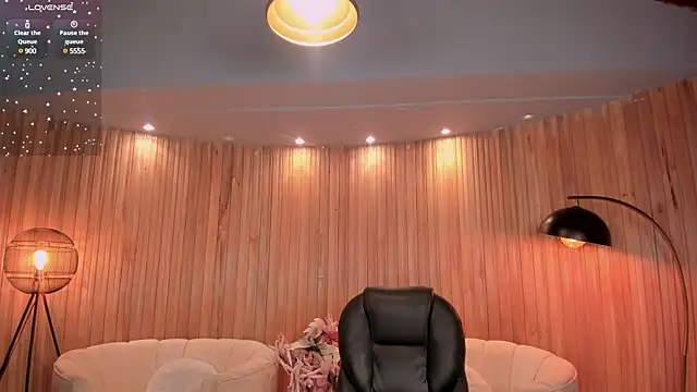 CarolineGraceX online show from March 13, 10:57 am