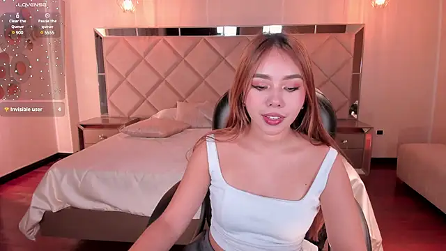 CarolineGraceX online show from March 20, 10:54 am