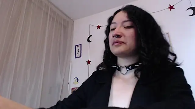 Snapshot of Tanya_WorldBondage chatting on February 26, 4:45 pm Tanya WorldBondage online show from February 26, 4:45 pm