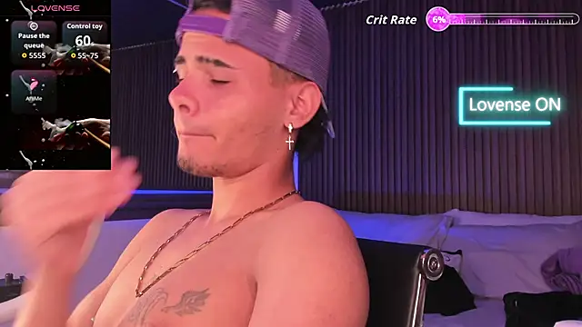 Snapshot of _white_fox_1 chatting on September 9, 12:54 am white fox 1 online show from September 9, 12:54 am