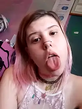 Esteem369 online show from March 21, 10:39 pm