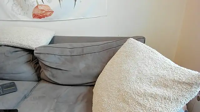 luxgray online show from February 20, 9:42 pm