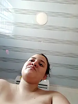 Liancy online show from March 1, 7:49 pm