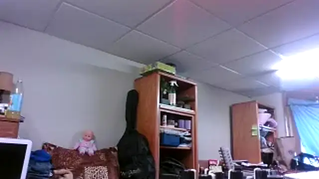 Snapshot of tongueispowerr6d9 chatting on January 3, 7:18 pm tongueispowerr6d9 online show from January 3, 7:18 pm