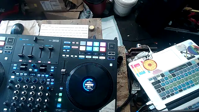 Snapshot of tongueispowerr6d9 chatting on January 7, 7:28 pm tongueispowerr6d9 online show from January 7, 7:28 pm