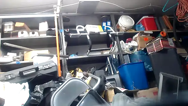 Snapshot of tongueispowerr6d9 chatting on January 8, 4:02 am tongueispowerr6d9 online show from January 8, 4:02 am