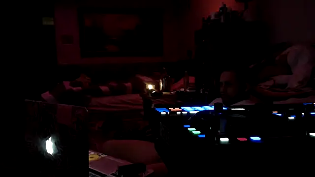 Snapshot of tongueispowerr6d9 chatting on February 9, 7:38 am tongueispowerr6d9 online show from February 9, 7:38 am