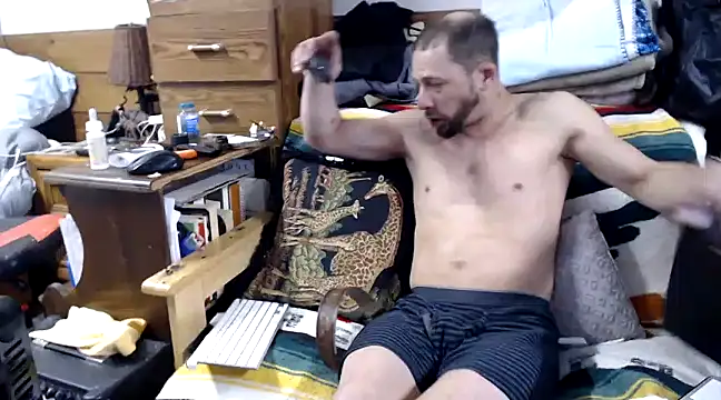 Snapshot of tongueispowerr6d9 chatting on February 12, 3:40 am tongueispowerr6d9 online show from February 12, 3:40 am