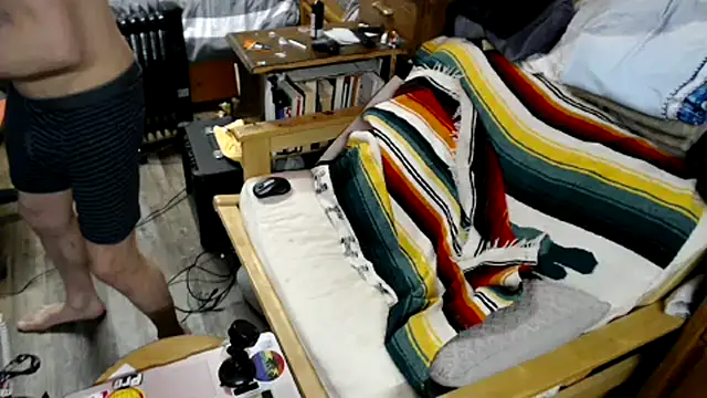 Snapshot of tongueispowerr6d9 chatting on February 12, 6:51 am tongueispowerr6d9 online show from February 12, 6:51 am