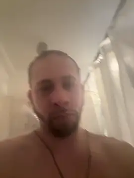 Snapshot of tongueispowerr6d9 chatting on February 6, 5:01 am tongueispowerr6d9 online show from February 6, 5:01 am