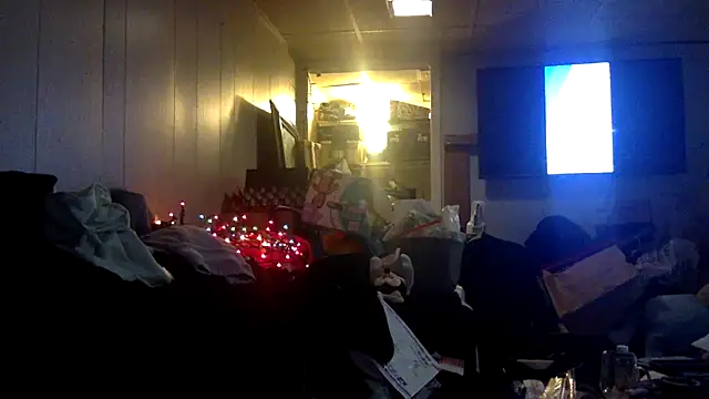 Snapshot of tongueispowerr6d9 chatting on February 20, 8:53 pm tongueispowerr6d9 online show from February 20, 8:53 pm