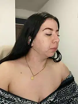 Snapshot of Im_coco chatting on July 11, 11:13 am Im coco online show from July 11, 11:13 am
