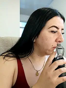 Snapshot of Im_coco chatting on July 27, 1:29 pm Im coco online show from July 27, 1:29 pm