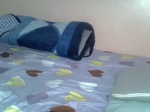 sweet rozie online show from April 7, 7:09 am