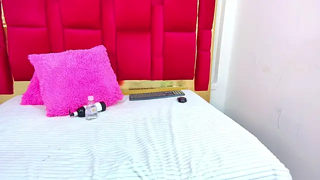 CoralHarrinson online show from March 22, 12:28 am