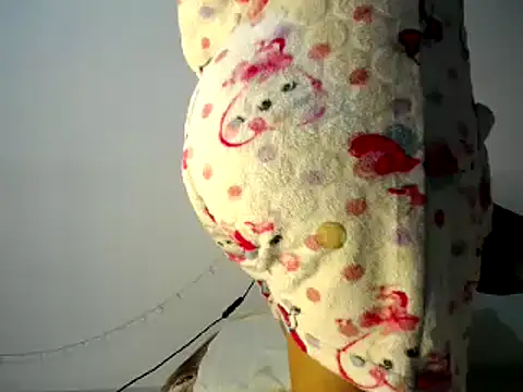 Snapshot of paty_suarez chatting on December 4, 2:20 am paty suarez online show from December 4, 2:20 am