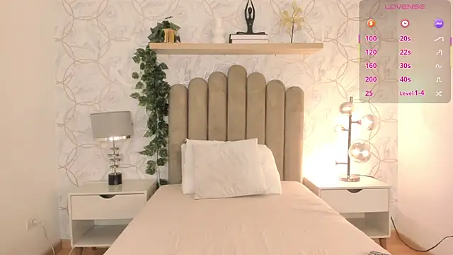 Roma  love online show from February 25, 11:30 am