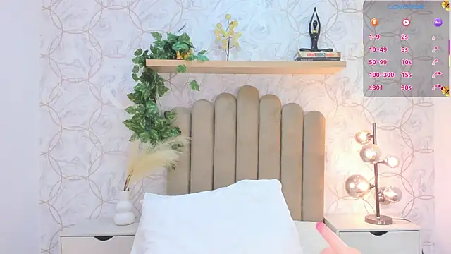 Roma  love online show from November 27, 1:24 pm